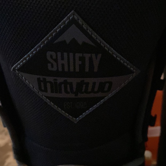 Thirtytwo Shifty Snowboard Boots - Picture 10 of 12